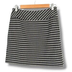 Ann Taylor‎ LOFT Skirt Black & White Dot Pattern Career Casual Size 2P